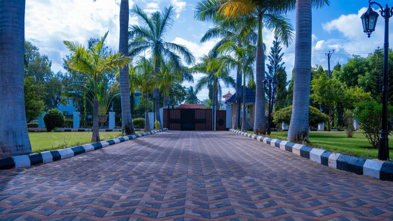 Luxury Beach Villa Inn Dar es Salaam Exterior foto